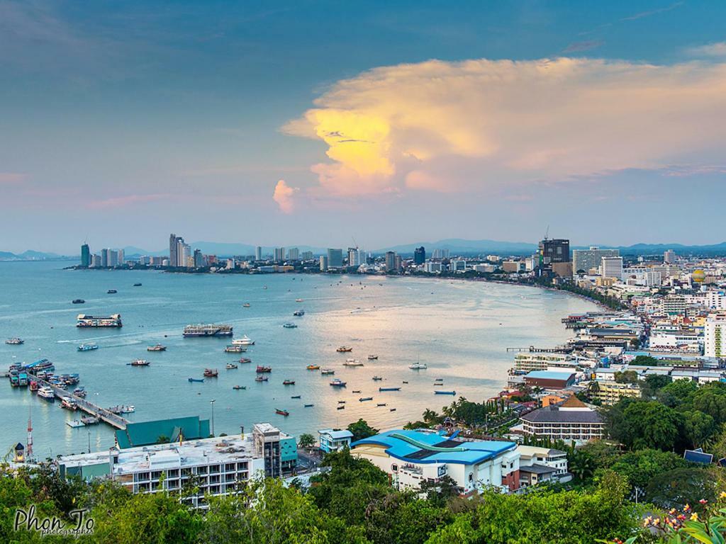 Sindy Rooms Pattaya Exterior foto